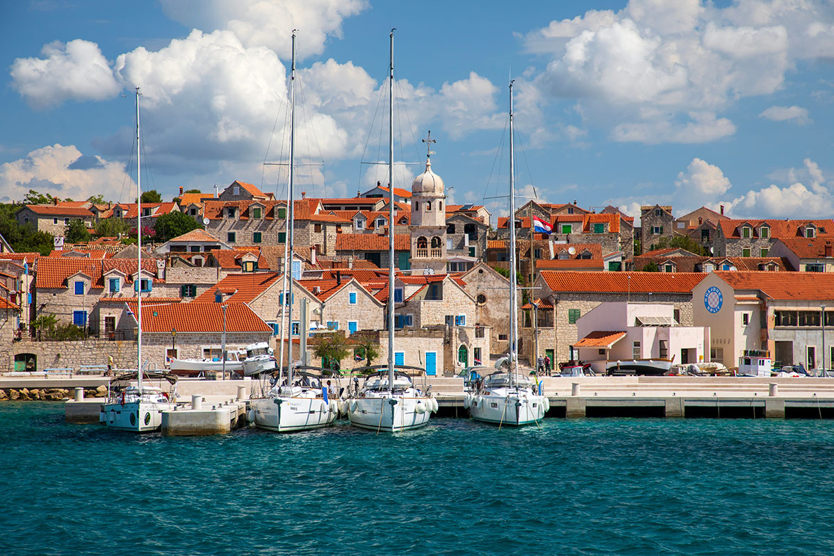 Šibenik → Prvić Luka